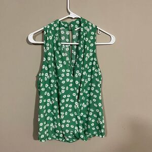 LUSH Sleeveless Kelly Green White Floral Sleeveless Top Blouse Womens Size Small